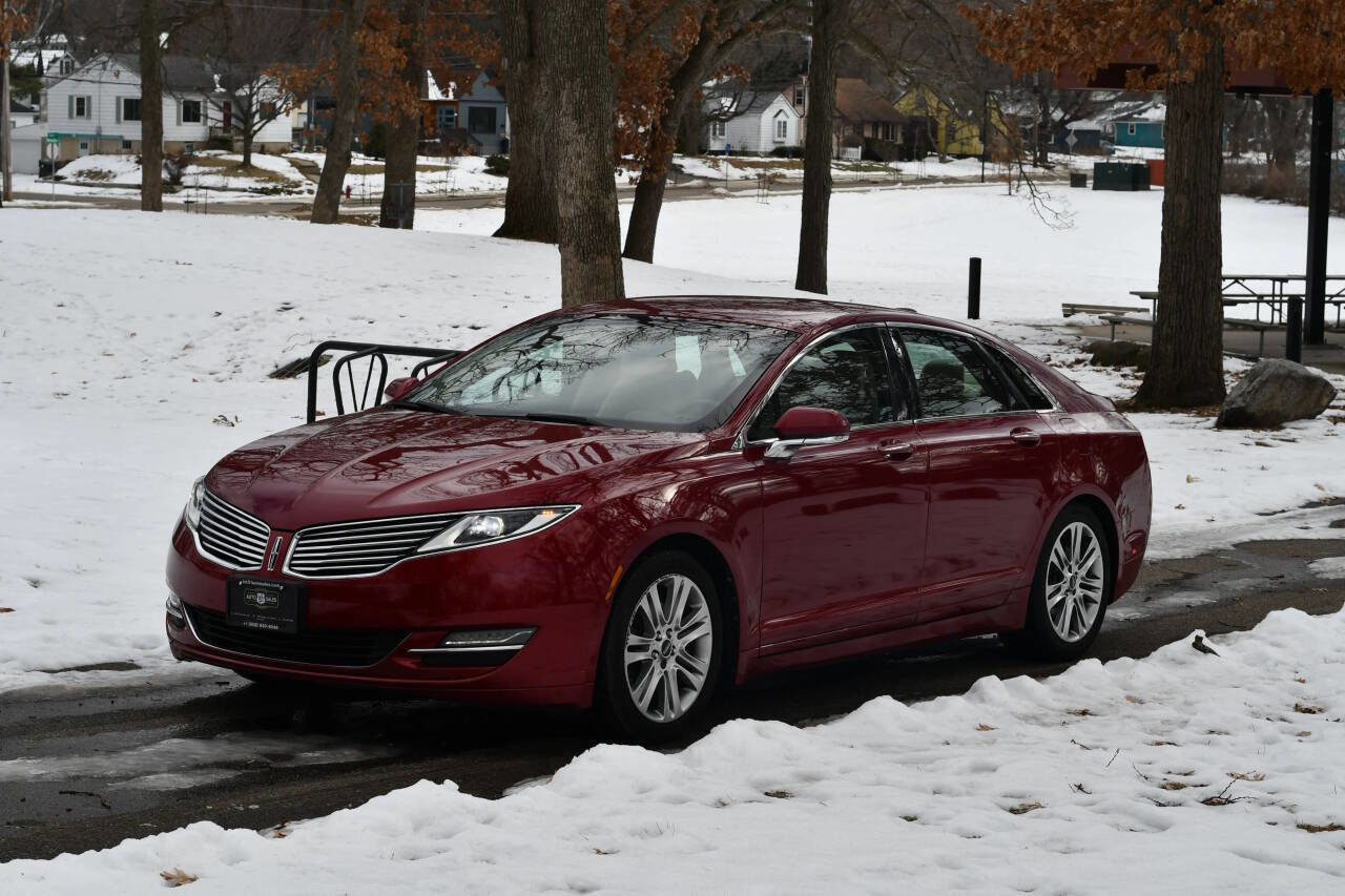 Used 2013 Lincoln MKZ Base V6 4dr Sedan FWD image 3
