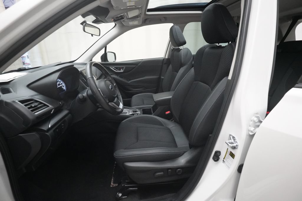 Used 2024 Subaru Forester Premium AWD/4WD image 7