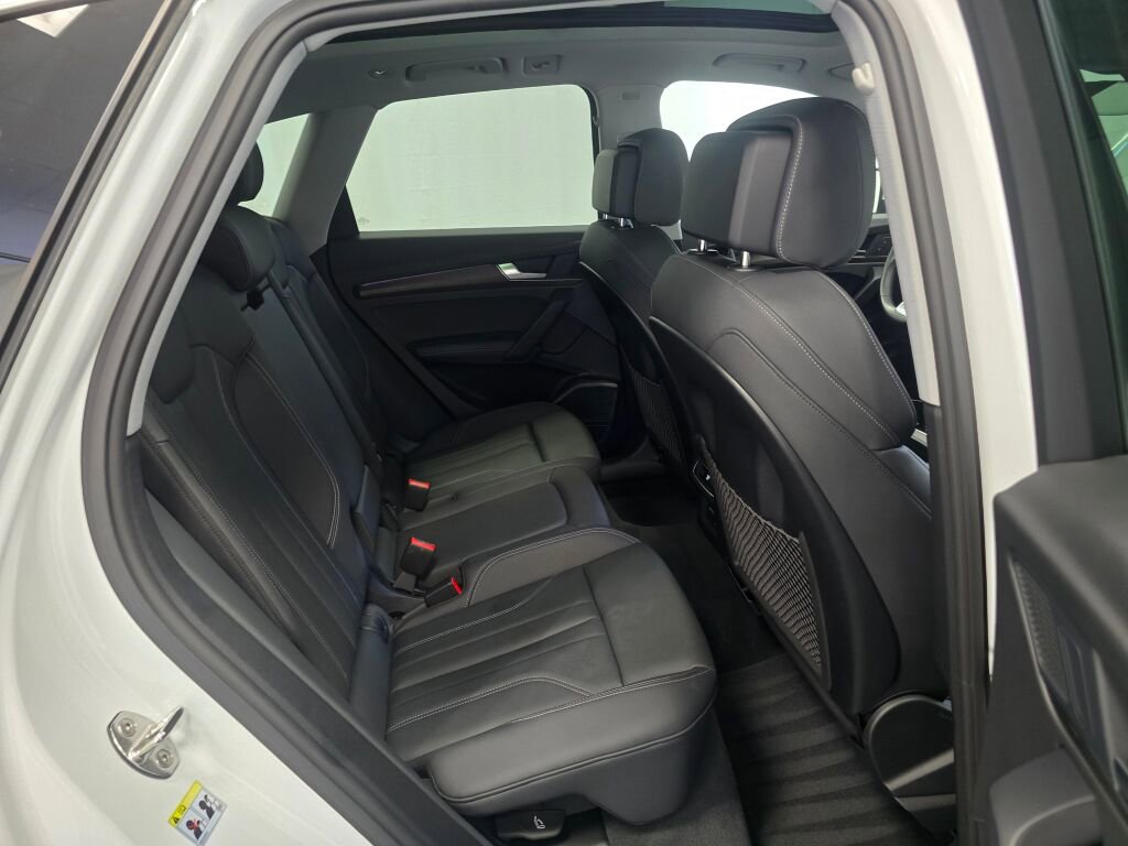 Certified 2025 Audi Q5 2.0T Premium Plus image 25