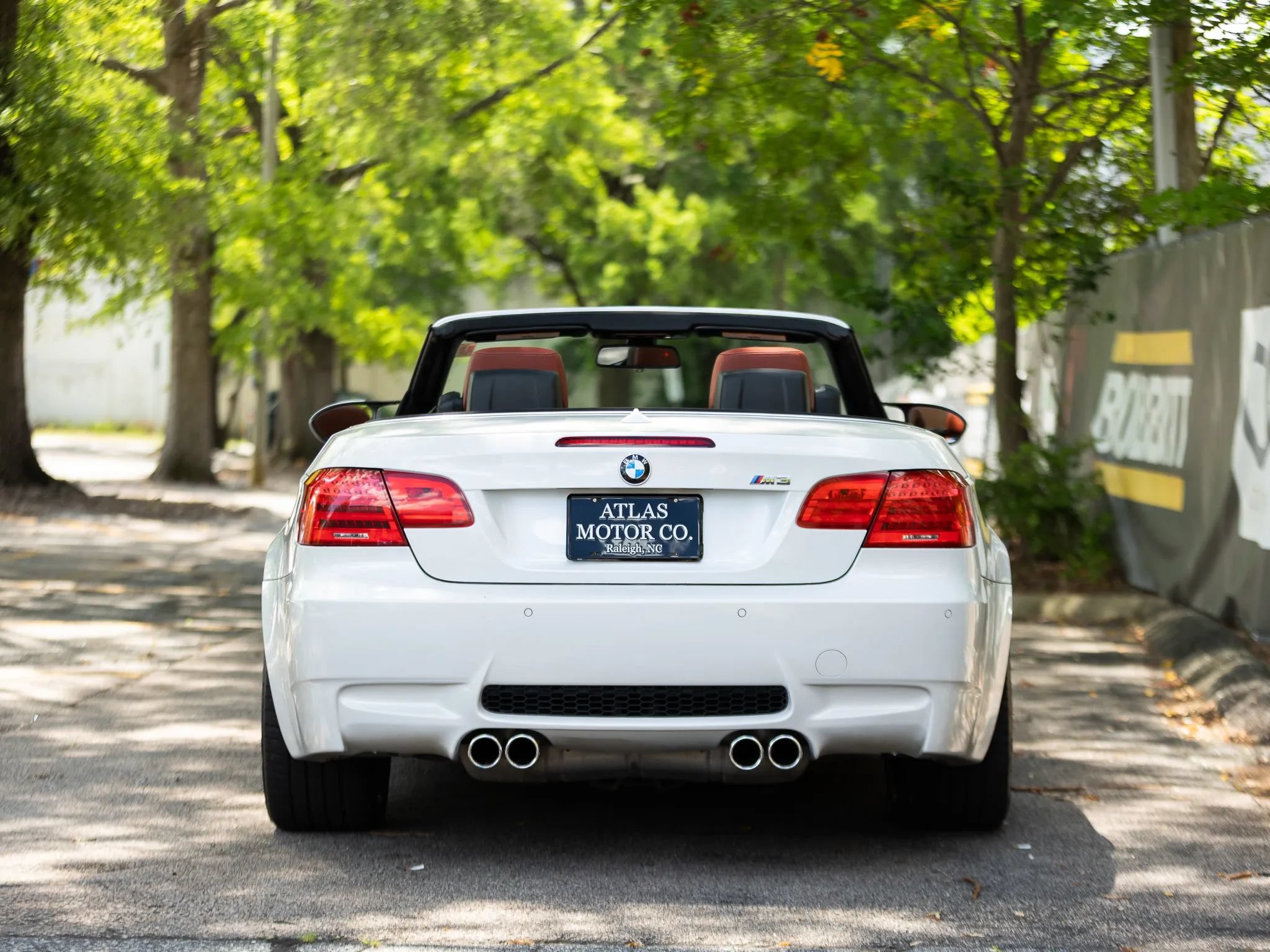 Used 2013 BMW M3 Convertible RWD image 9