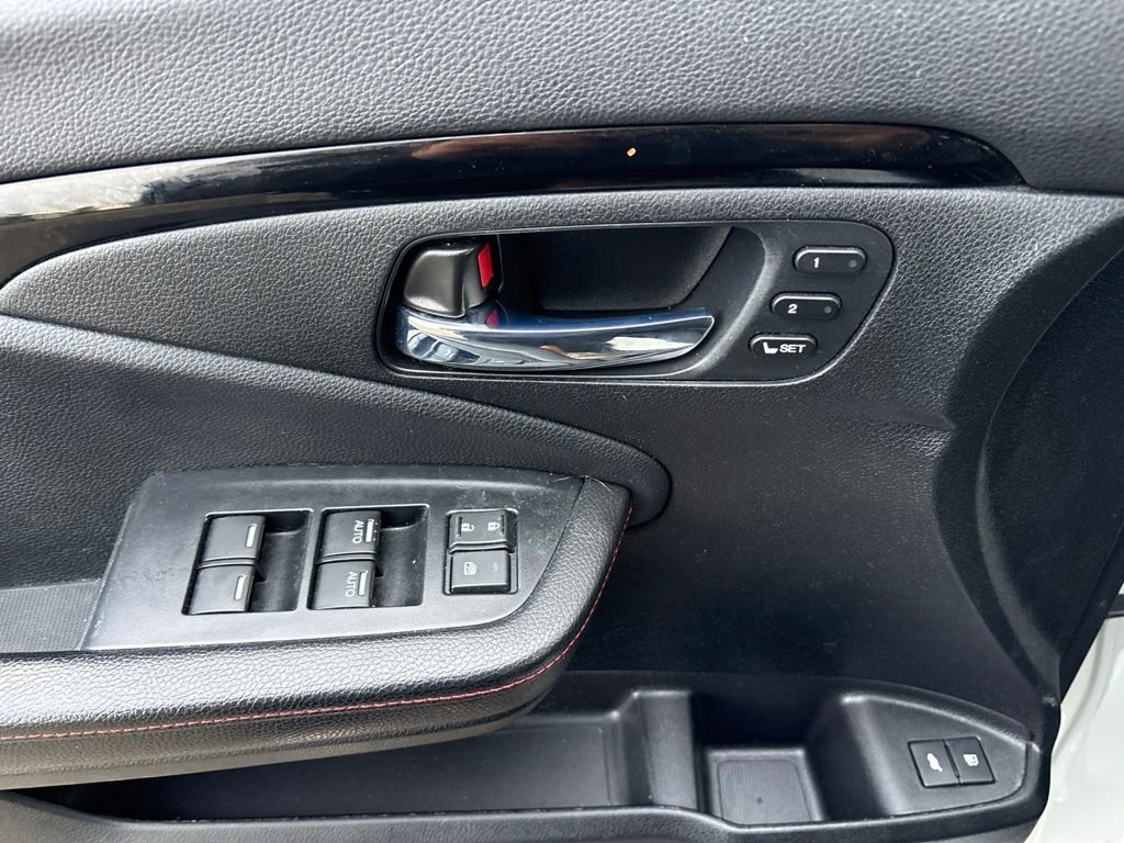 Used 2021 Honda Pilot Black Edition image 18