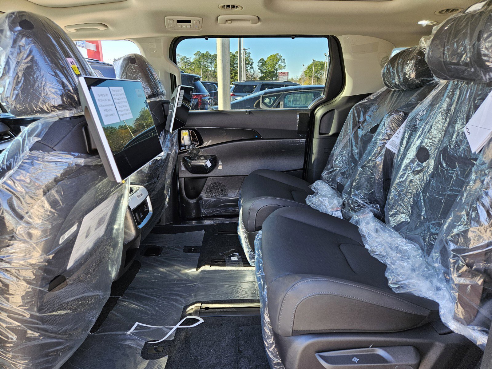 New 2026 Kia Carnival SX Prestige image 10