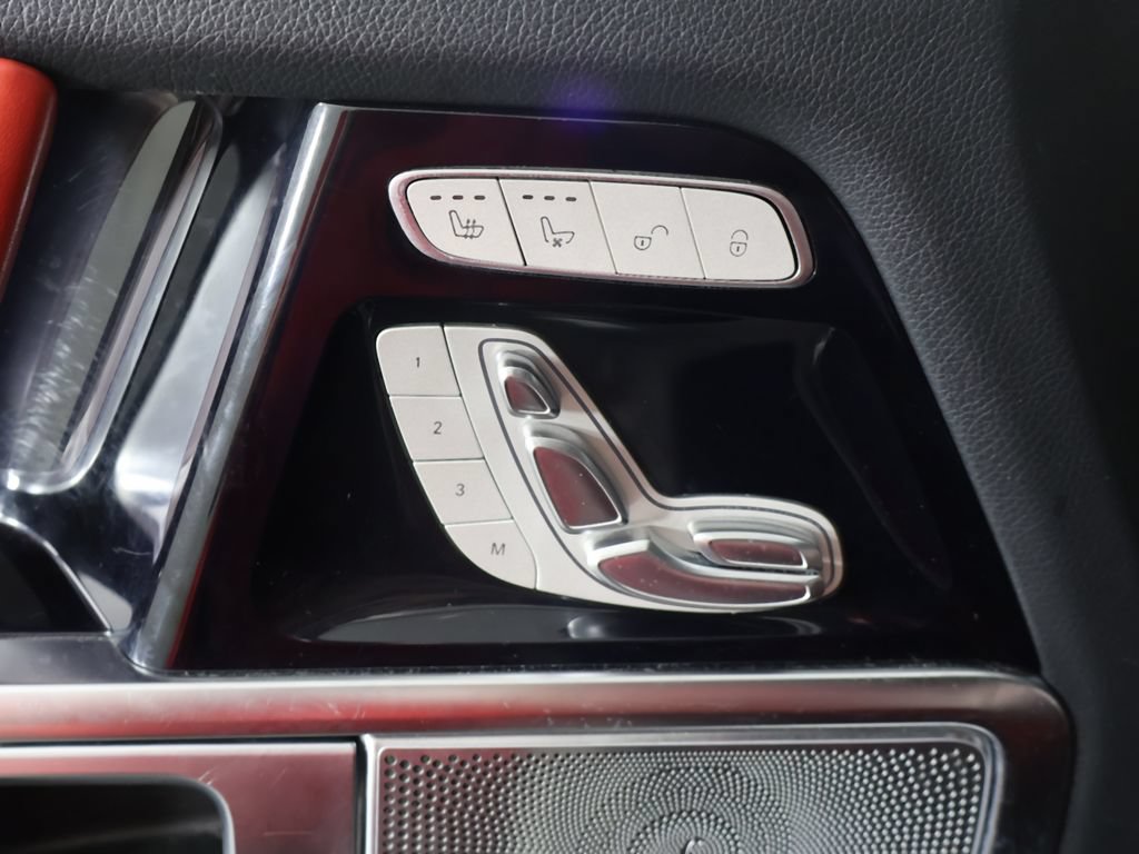Used 2020 Mercedes-Benz G 63 AMG 4MATIC w/ Seat Comfort Package image 40