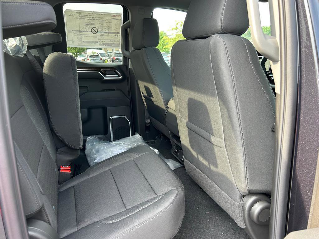 New 2026 GMC Sierra 1500 Elevation image 17