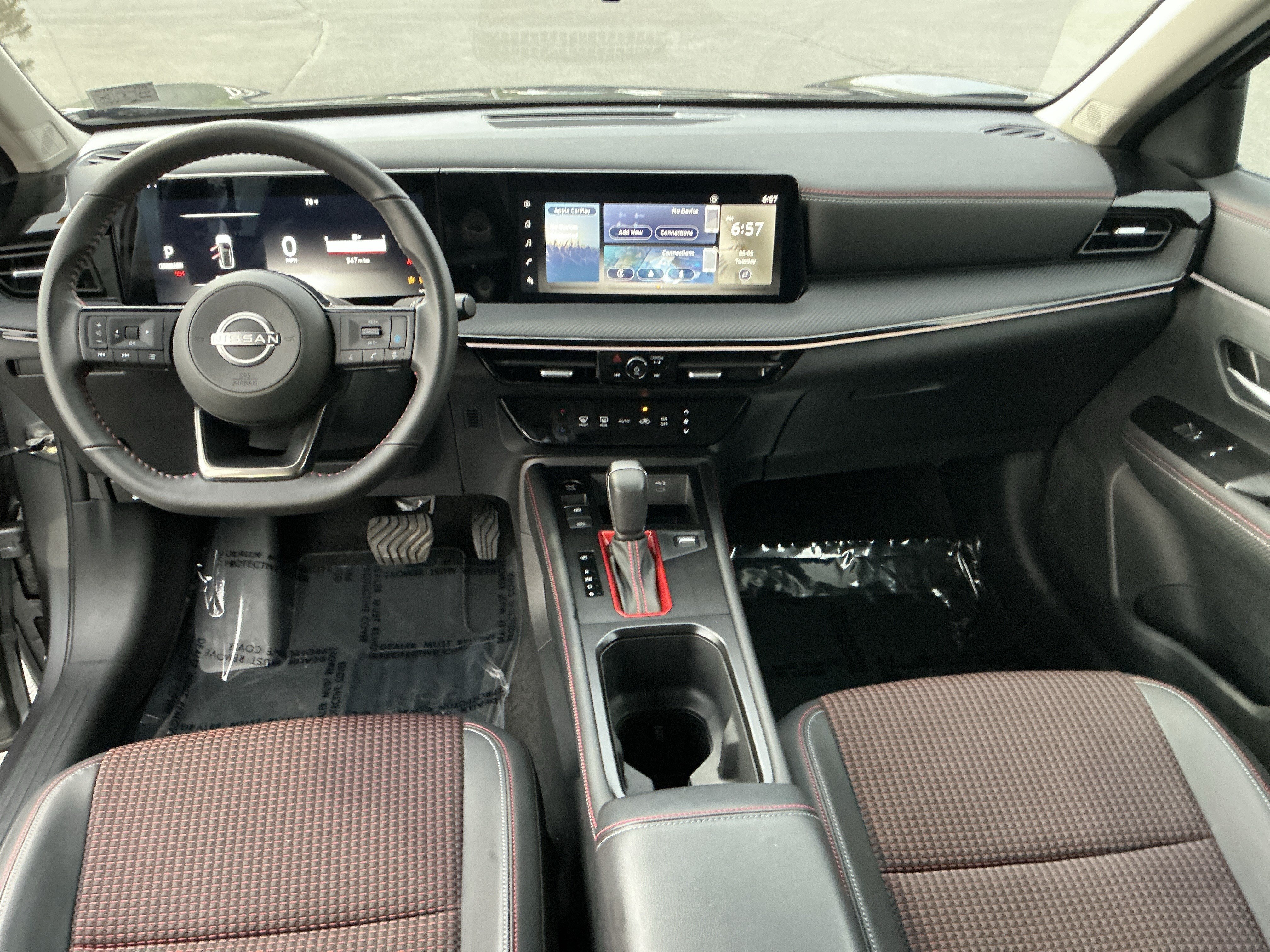 Used 2025 Nissan Kicks SR AWD/4WD image 11