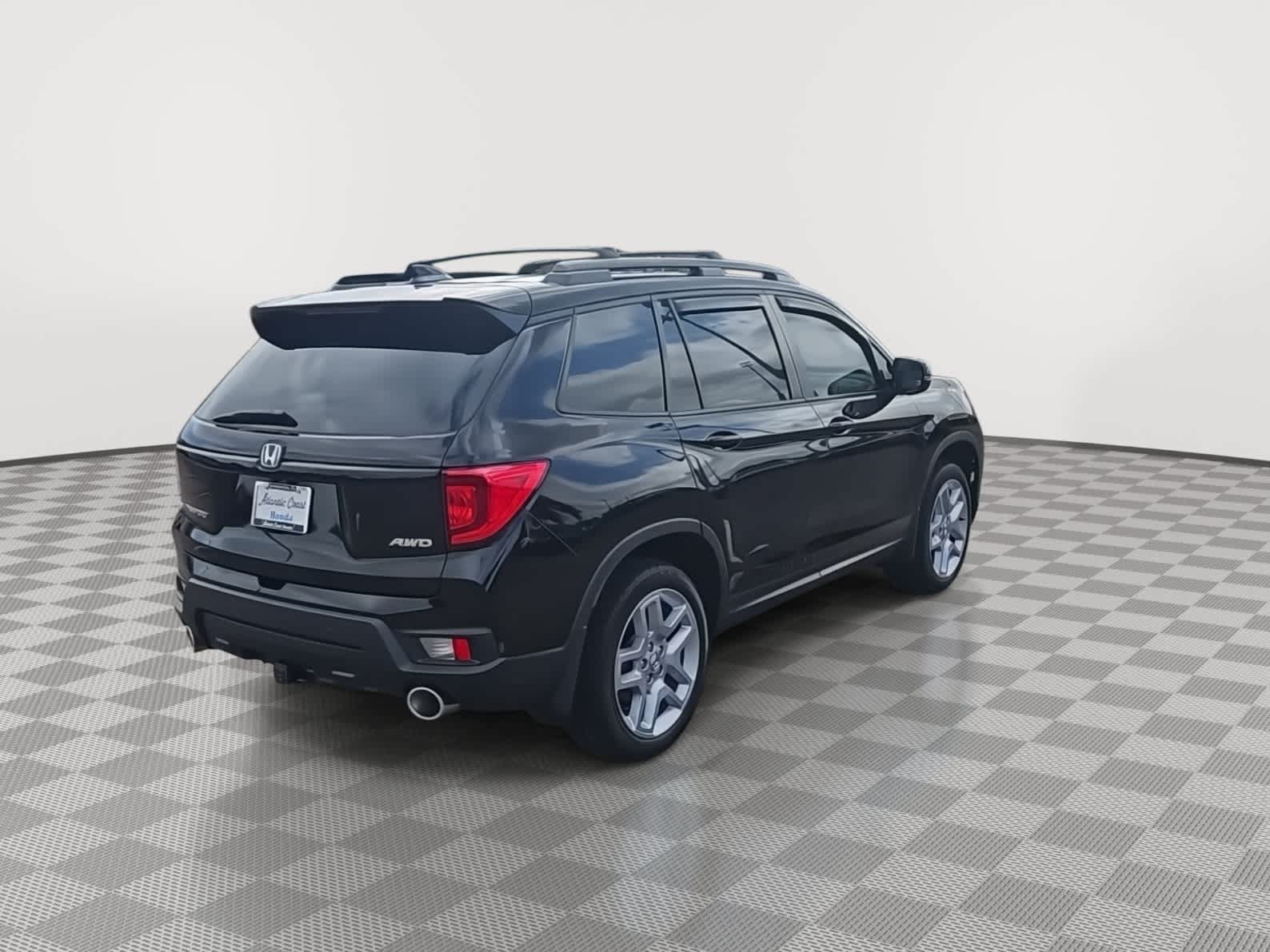 Used 2025 Honda Passport EX-L image 8