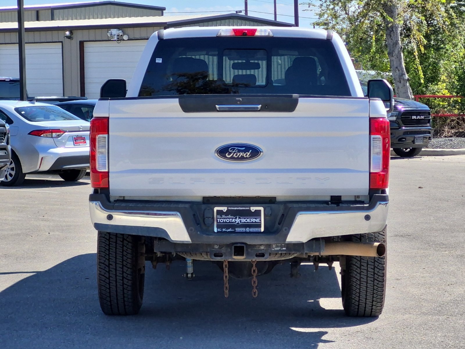 Used 2019 Ford F250 Lariat w/ Lariat Value Package AWD/4WD image 4