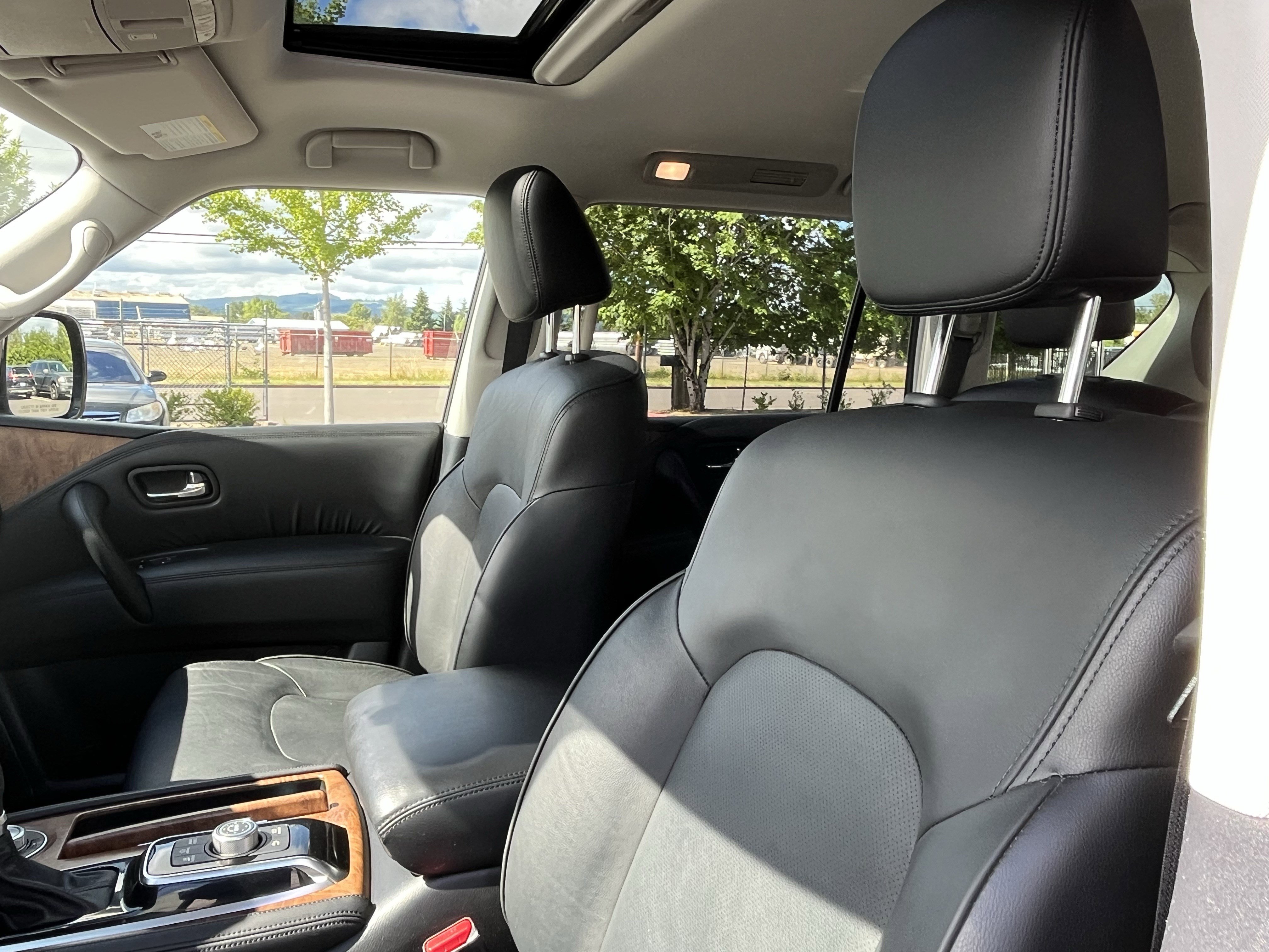 Used 2022 Nissan Armada SL AWD/4WD image 18