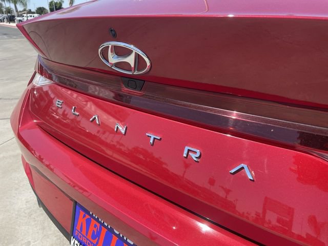 Used 2023 Hyundai Elantra SEL w/ Cargo Package FWD image 30