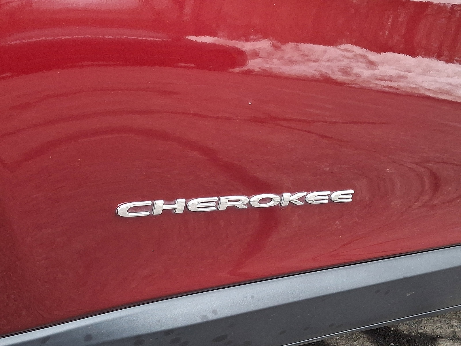 Used 2019 Jeep Cherokee Limited image 30