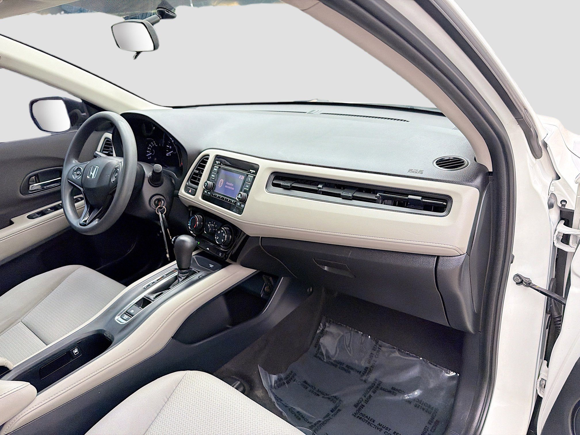 Certified 2019 Honda HR-V LX image 31