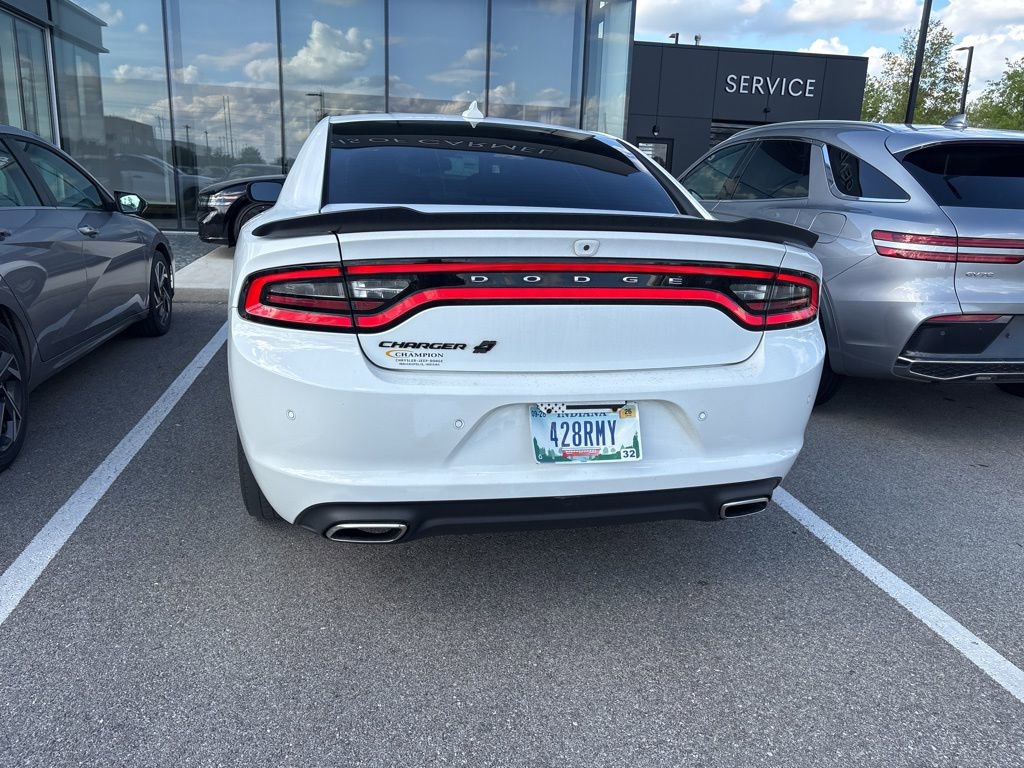 Used 2019 Dodge Charger SXT w/ Blacktop Package AWD/4WD image 13