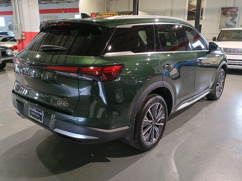 Used 2026 INFINITI QX60 Luxe w/ Cargo Package FWD image 5