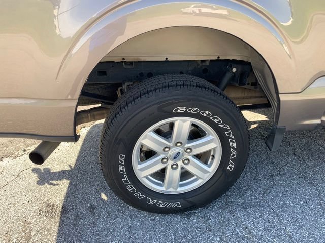 Used 2022 Ford F150 XL w/ Equipment Group 101A High AWD/4WD image 38