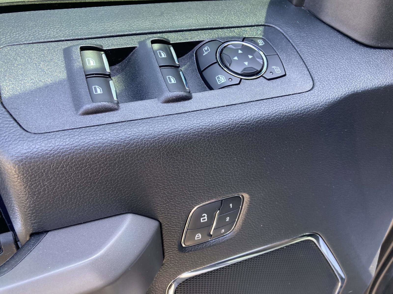 Used 2019 Ford F150 Platinum AWD/4WD image 18