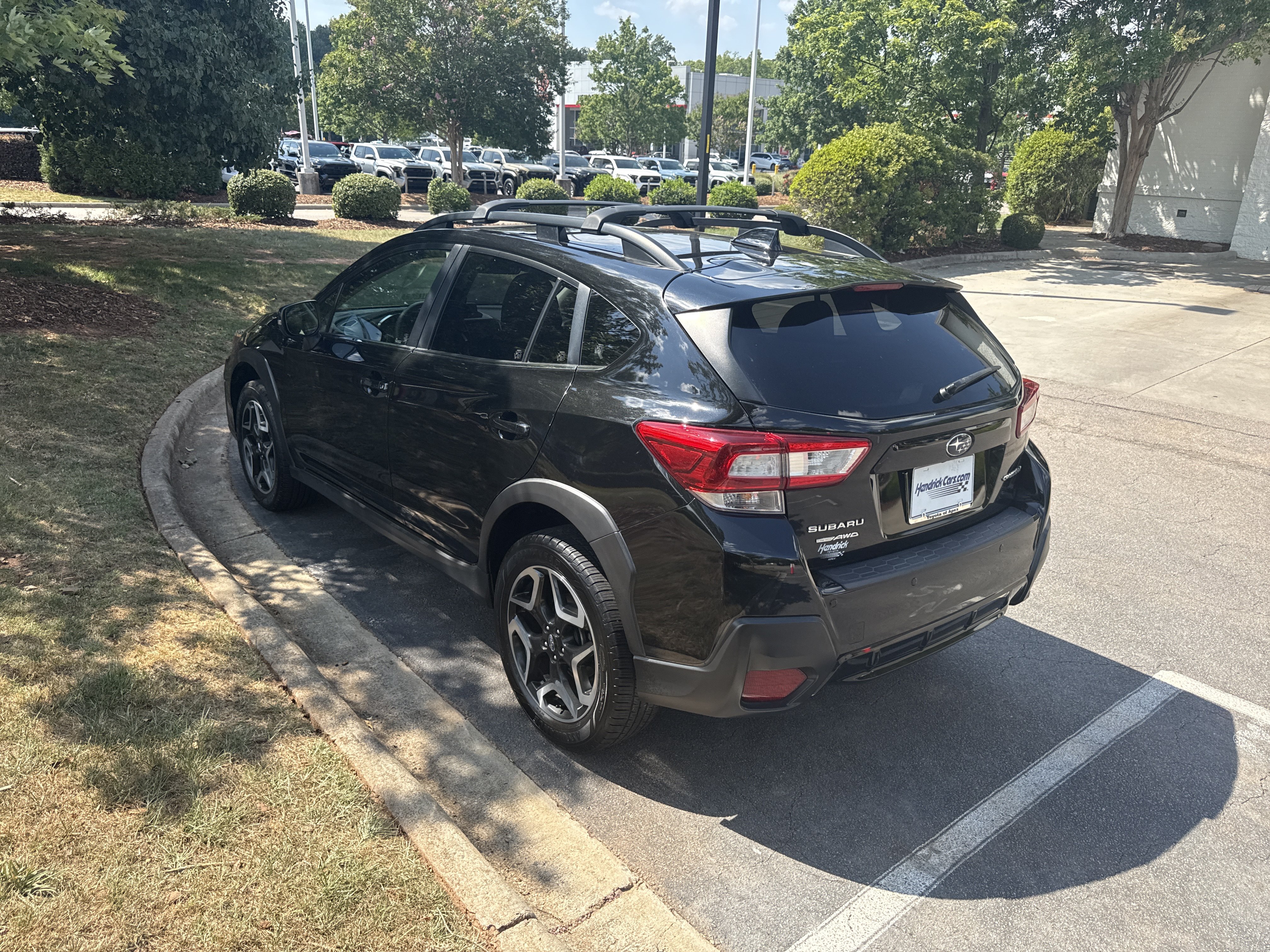 Used 2019 Subaru Crosstrek 2.0i Limited w/ Moonroof Package AWD/4WD image 8