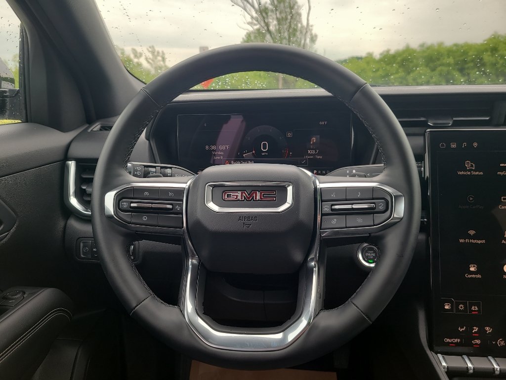 Used 2025 GMC Terrain Elevation AWD/4WD image 28