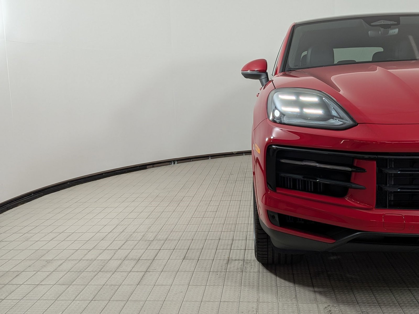 New 2026 Porsche Cayenne Coupe AWD/4WD image 11