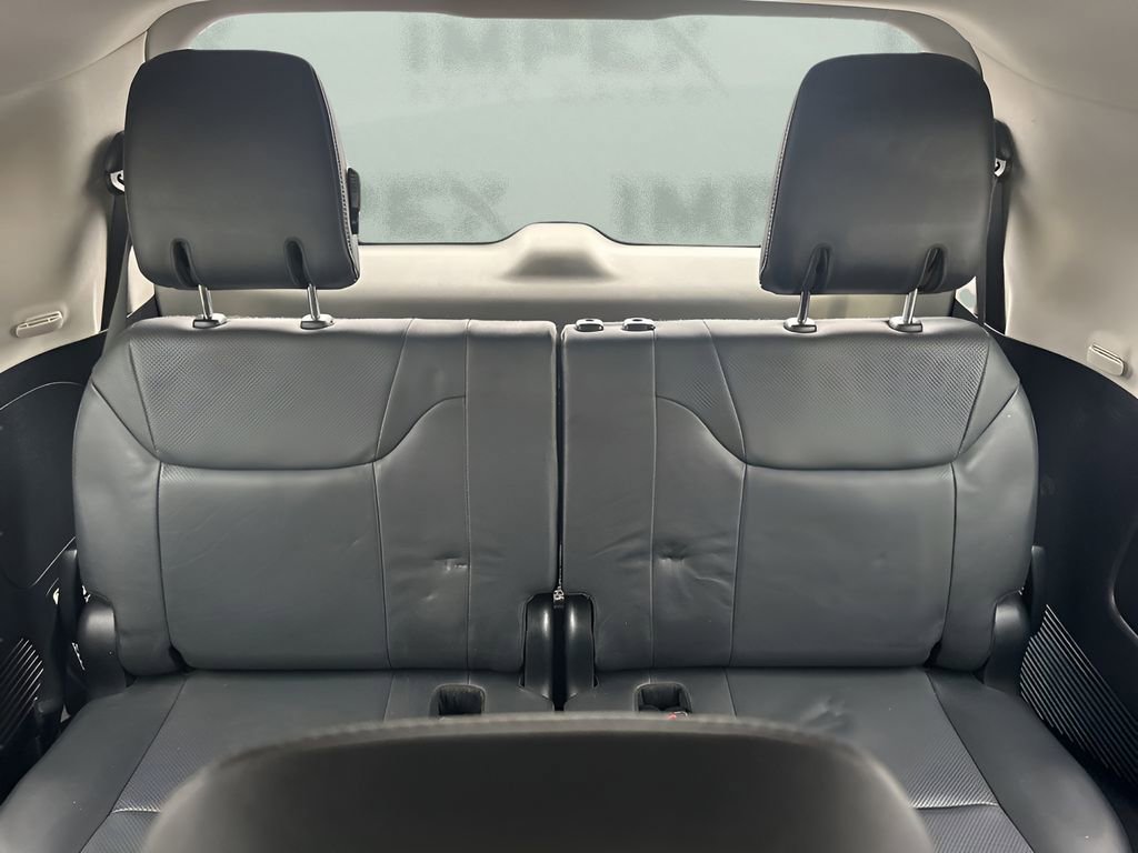 Used 2016 Lexus LX 570 4WD image 14