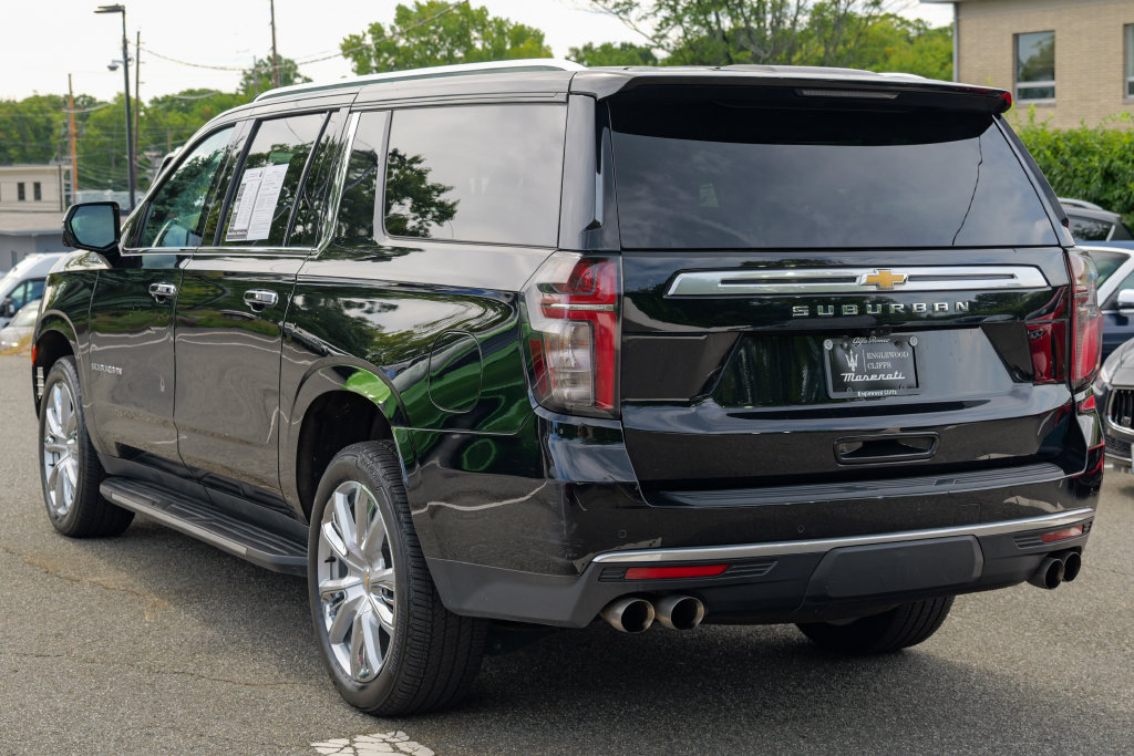 Used 2023 Chevrolet Suburban High Country AWD/4WD image 5
