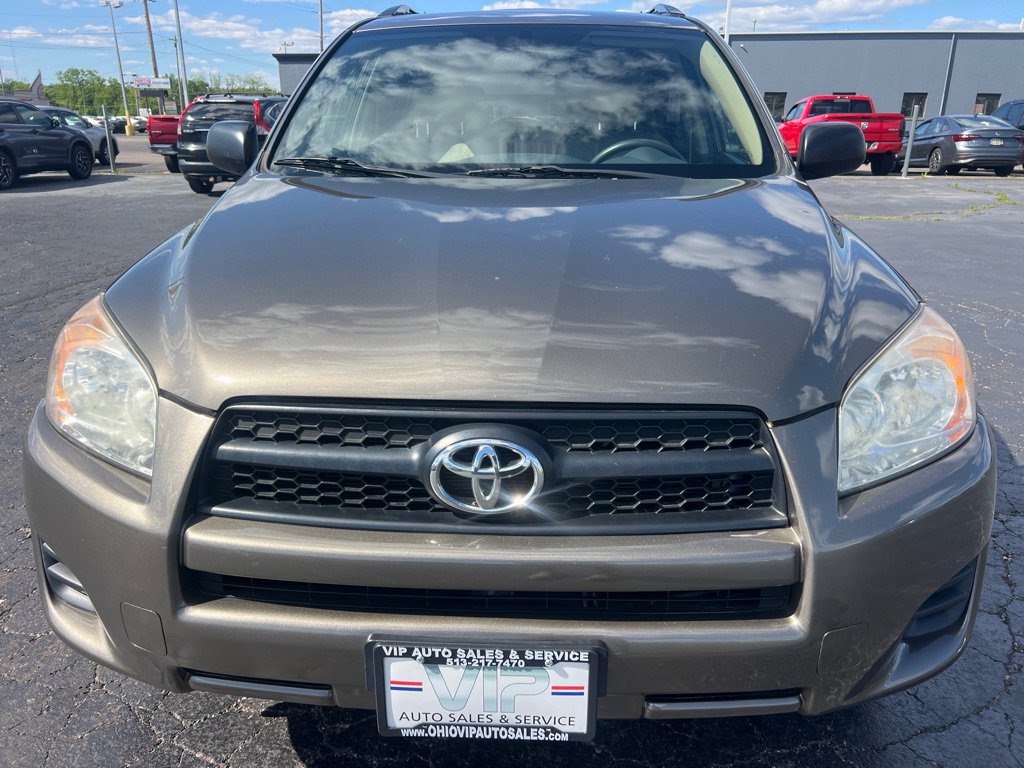 Used 2012 Toyota RAV4 4WD w/ Value Pkg image 2