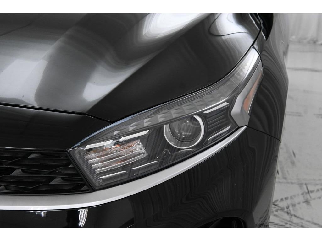 Used 2023 Kia Forte LXS FWD image 22