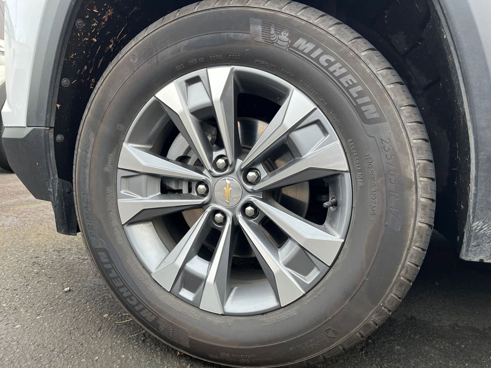 Used 2025 Chevrolet Equinox LT image 30