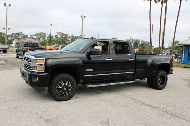 Used 2015 Chevrolet Silverado 3500 High Country w/ Duramax Plus Package image 5