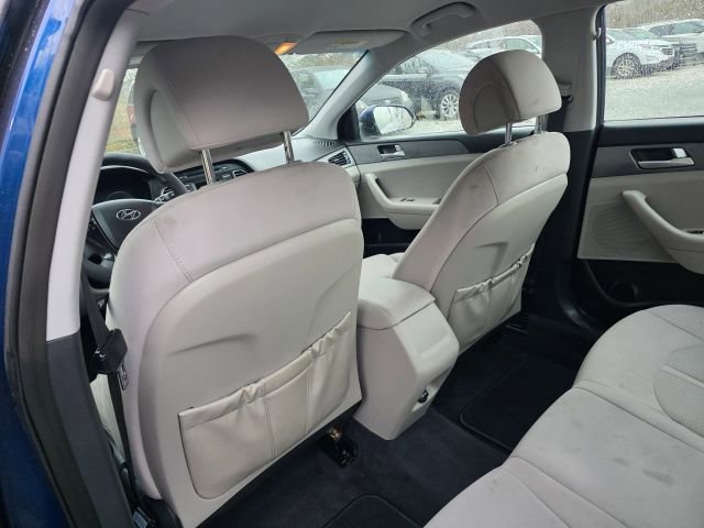Used 2015 Hyundai Sonata SE FWD image 18
