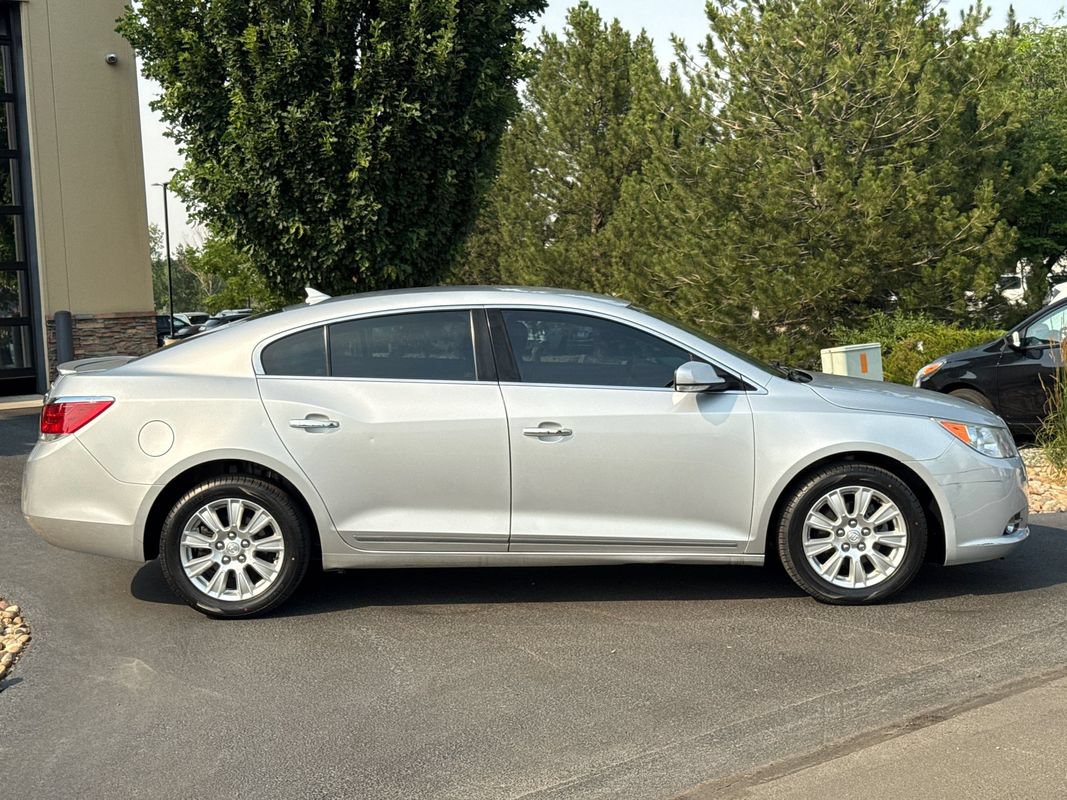 Used 2013 Buick LaCrosse Leather FWD image 26