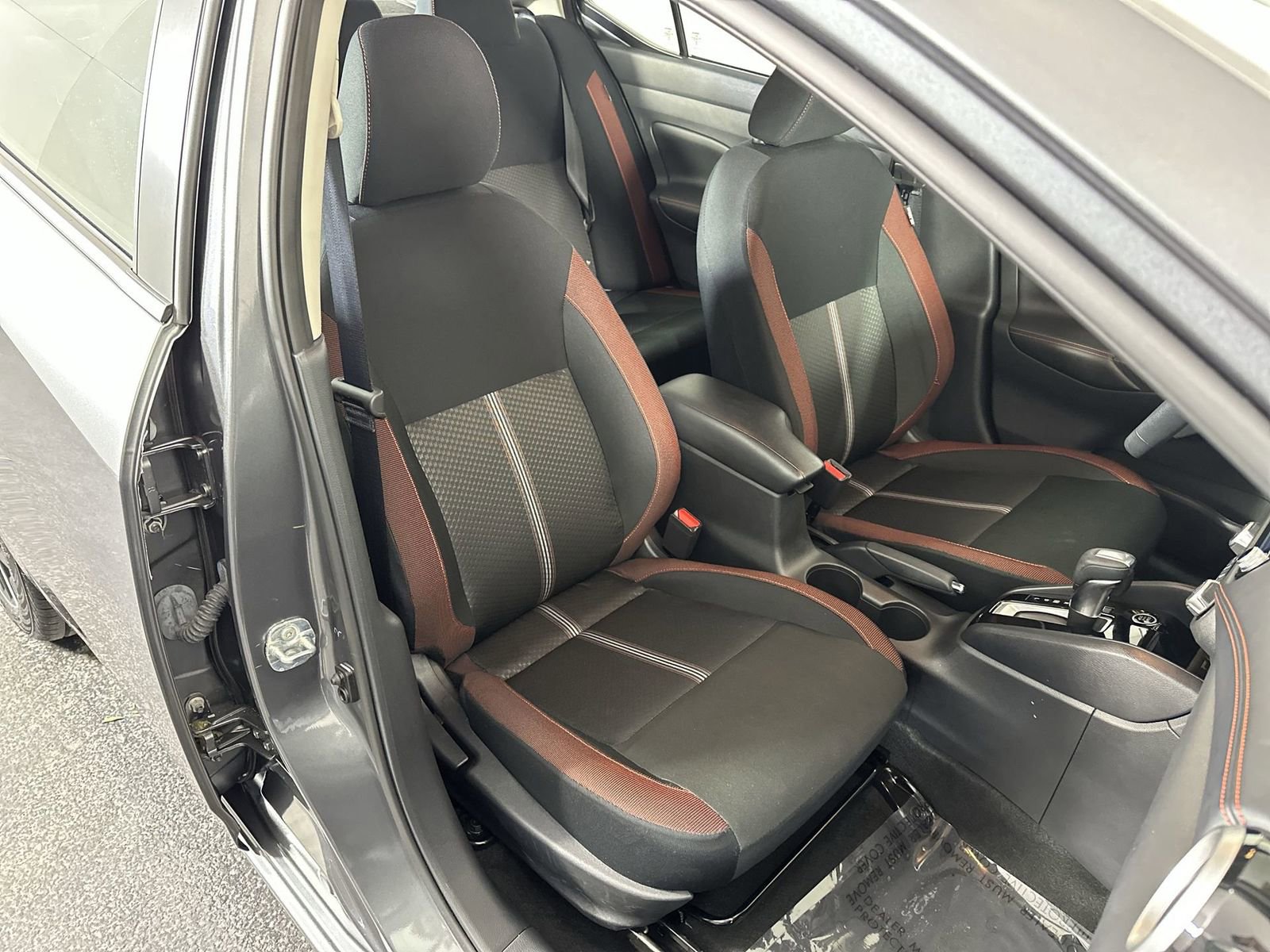 Certified 2024 Nissan Versa SR w/ Trunk Package image 31