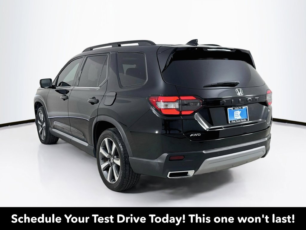 Certified 2025 Honda Pilot Elite image 6