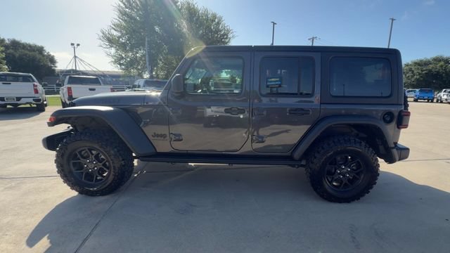 Used 2025 Jeep Wrangler Unlimited Sport AWD/4WD image 5