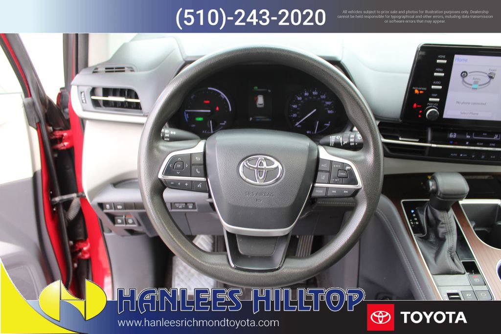 Used 2021 Toyota Sienna LE w/ LE Plus Package FWD image 19