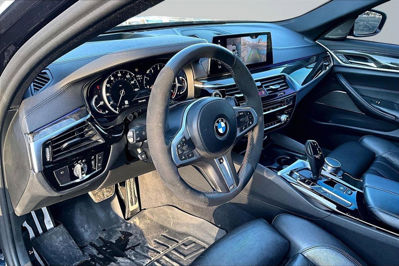 Used 2018 BMW 540i xDrive 540i xDrive w/ M Sport Package image 17
