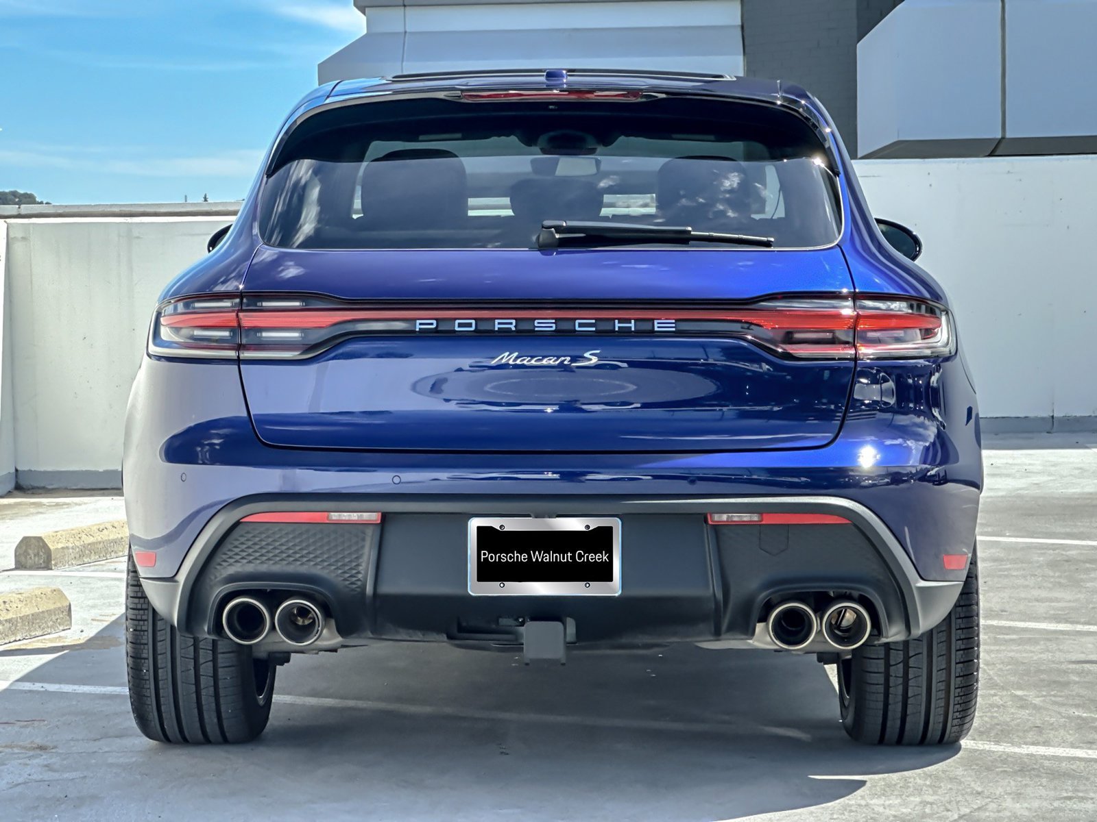 Used 2024 Porsche Macan S AWD/4WD image 8