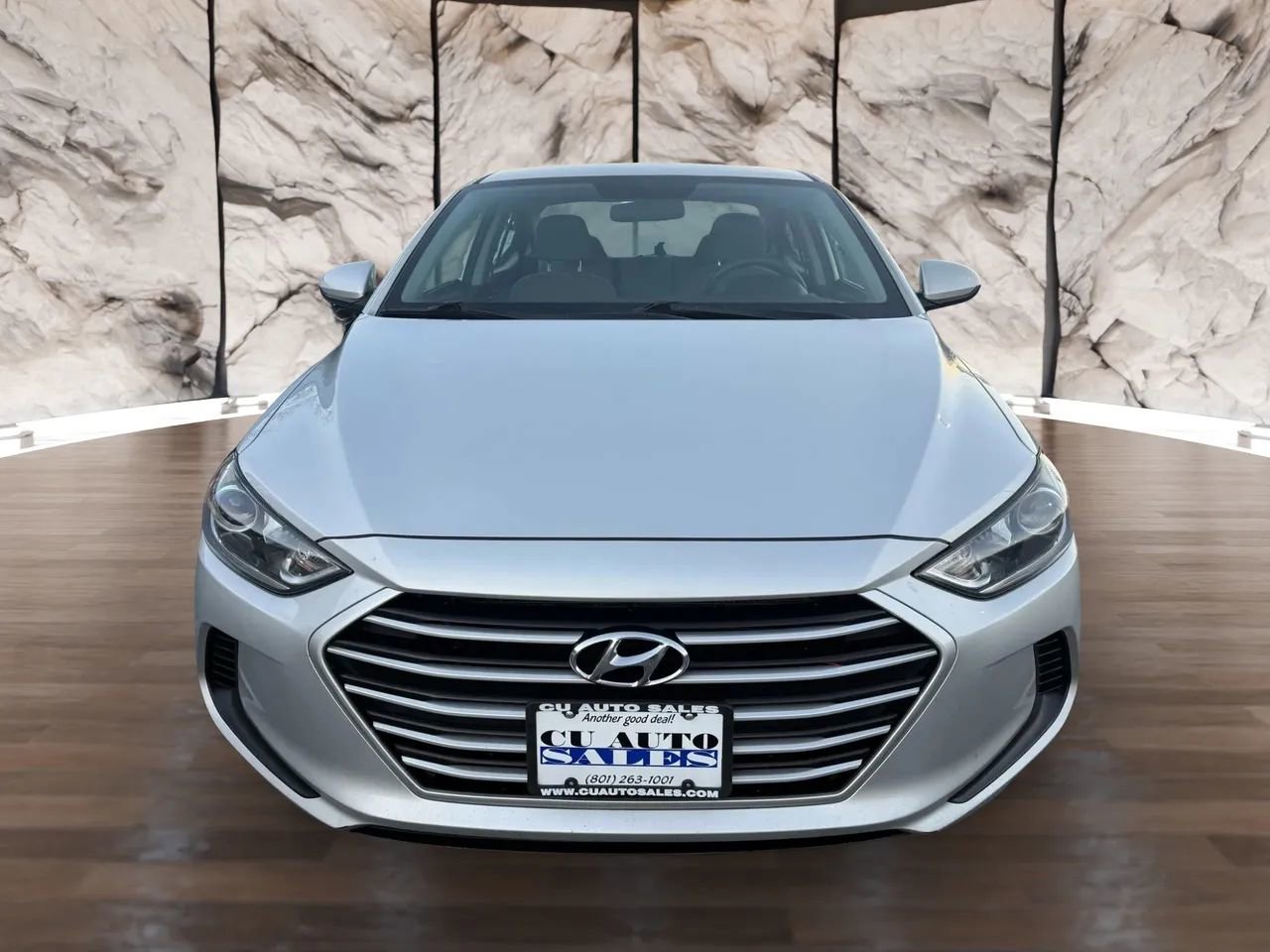 Used 2018 Hyundai Elantra SE w/ SE Connectivity Package 04 image 8