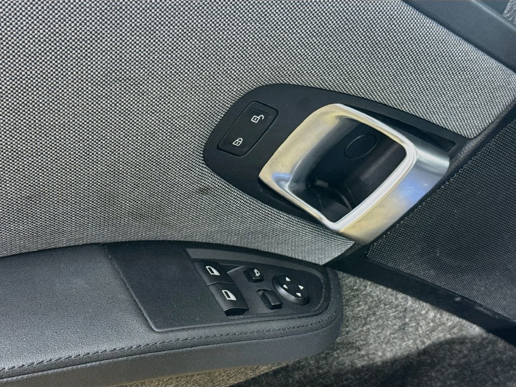 Used 2020 BMW i3 RWD image 18
