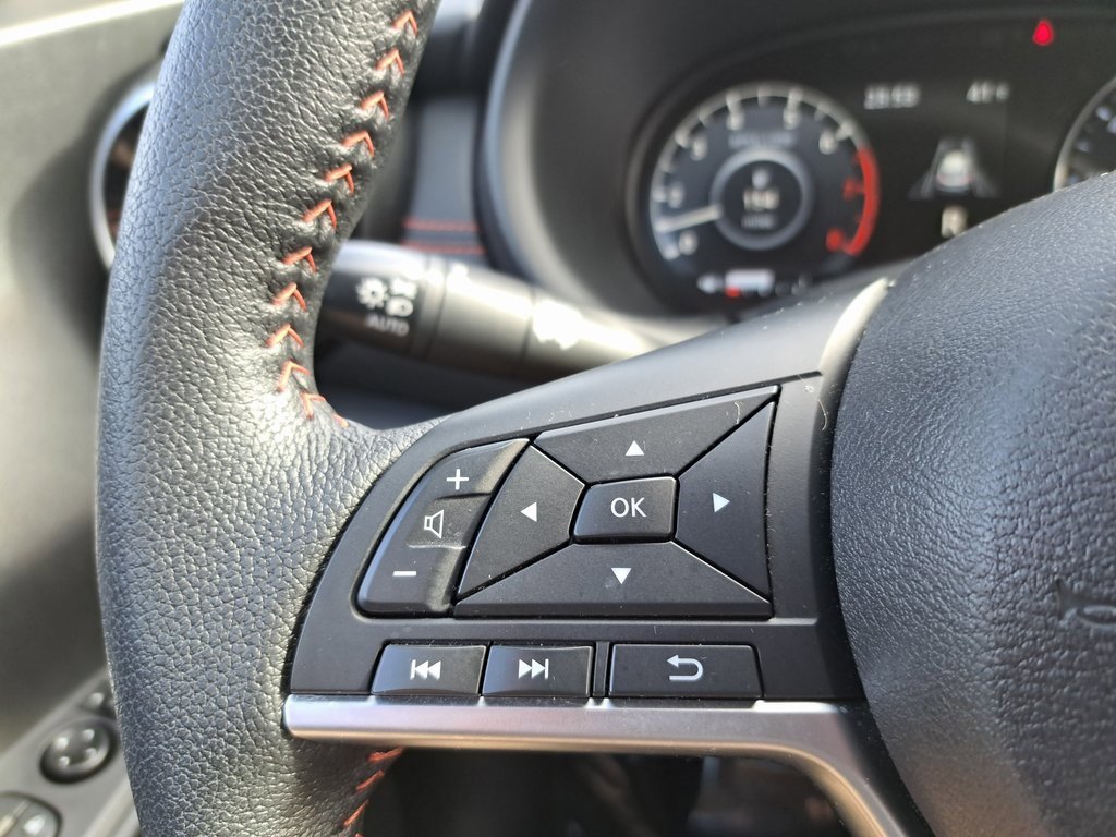 Used 2023 Nissan Kicks SR w/ SR Premium Package image 23