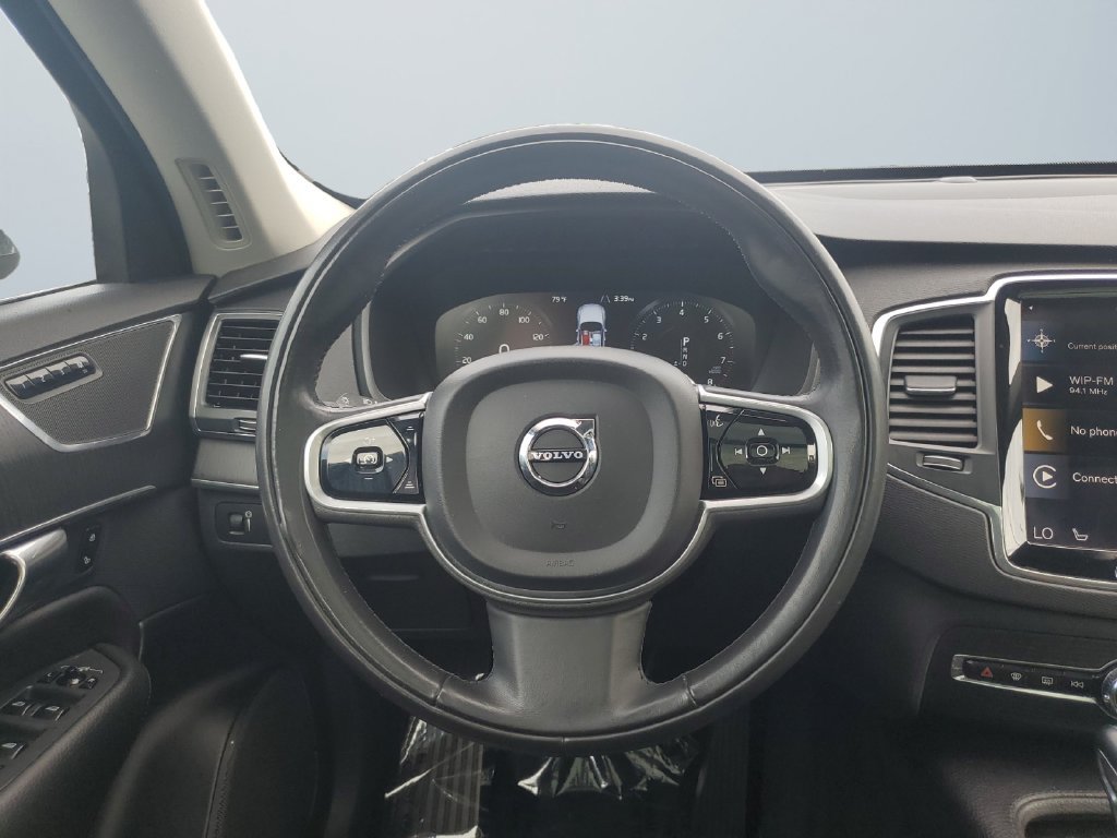 Used 2020 Volvo XC90 T6 Momentum w/ Protection Package Premier AWD/4WD image 12