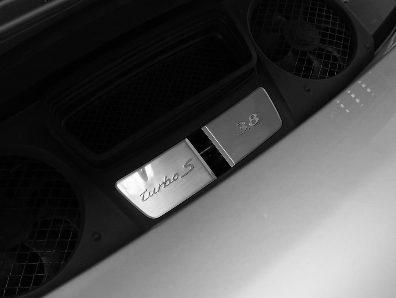 Certified 2017 Porsche 911 Turbo S AWD/4WD image 27