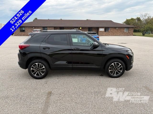 Used 2026 Chevrolet TrailBlazer LT AWD/4WD image 8