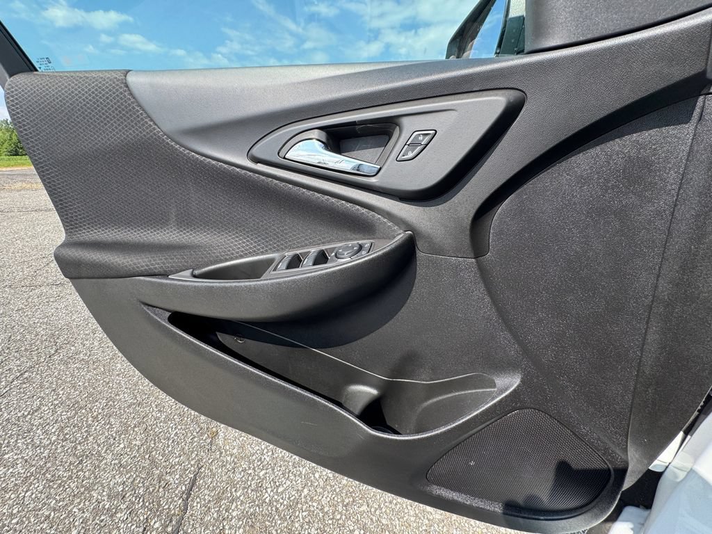 Used 2023 Chevrolet Malibu RS w/ LPO, Floor Liner Package FWD image 25
