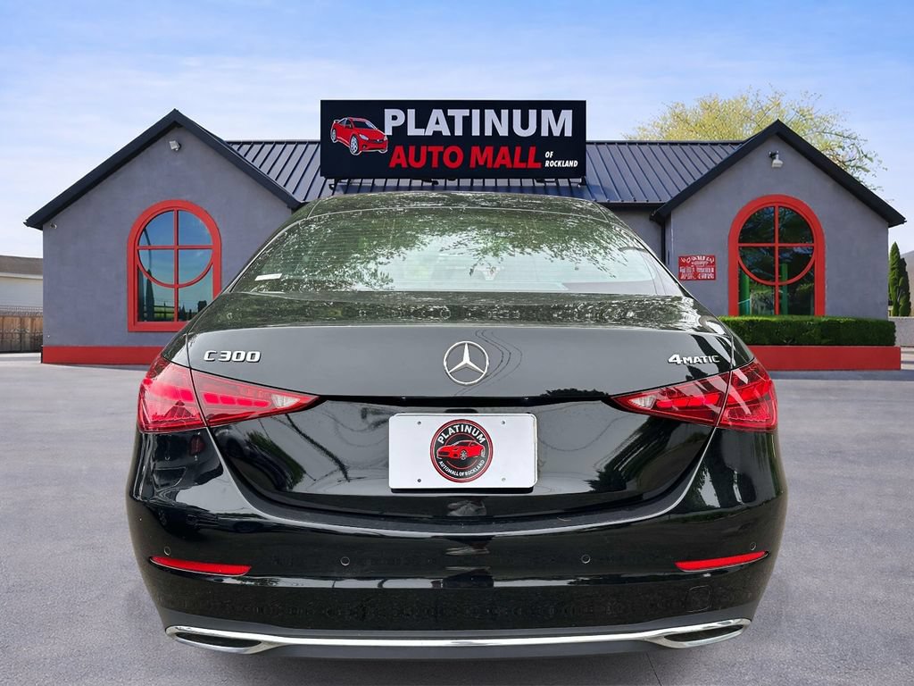 Used 2025 Mercedes-Benz C 300 4MATIC Sedan image 4