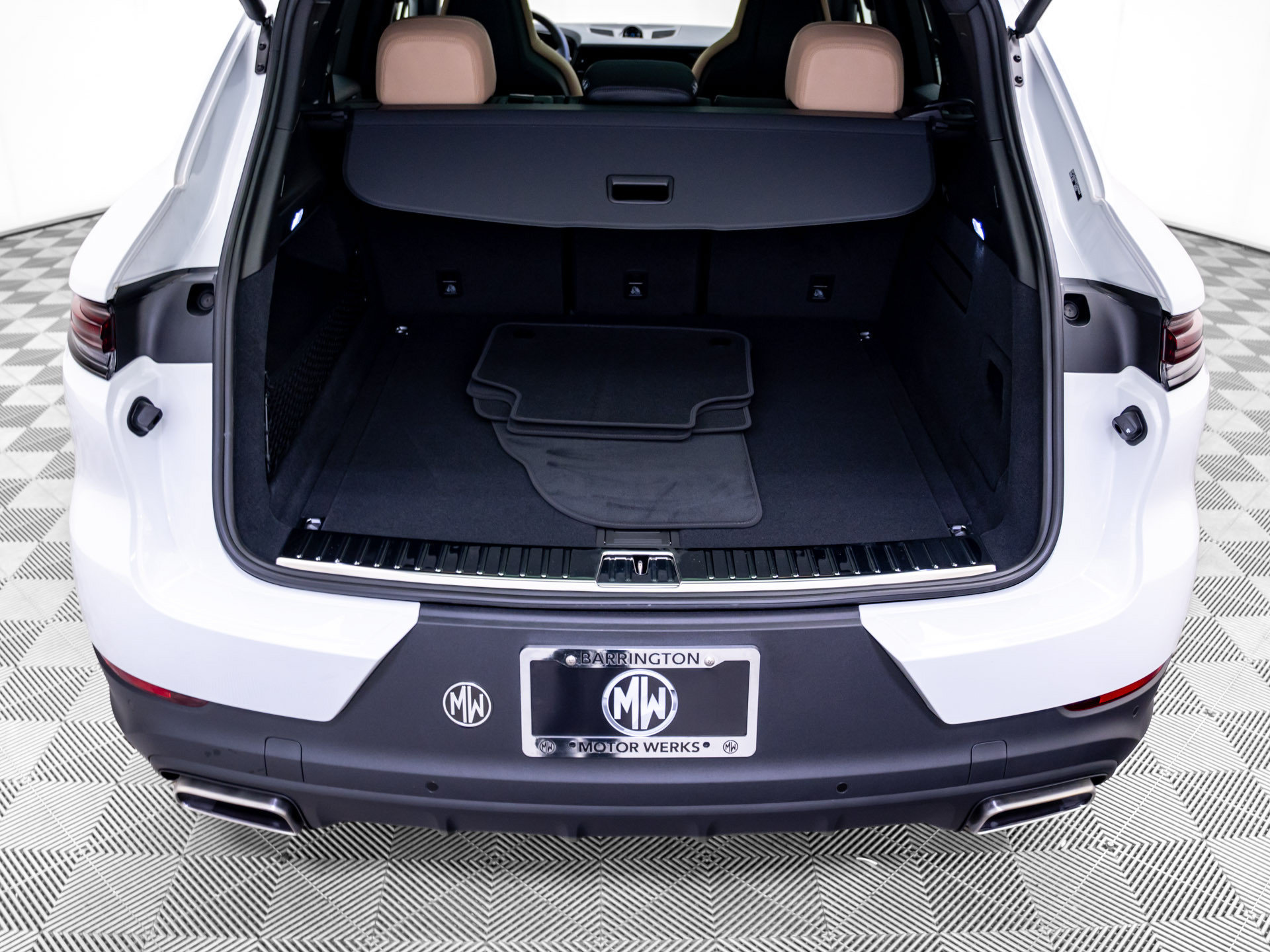 New 2026 Porsche Cayenne AWD/4WD image 32