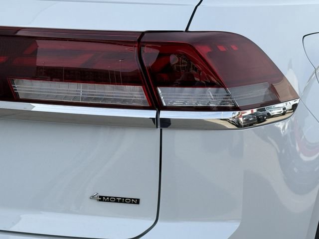 Used 2024 Volkswagen Atlas Cross Sport SEL Premium R-Line image 7