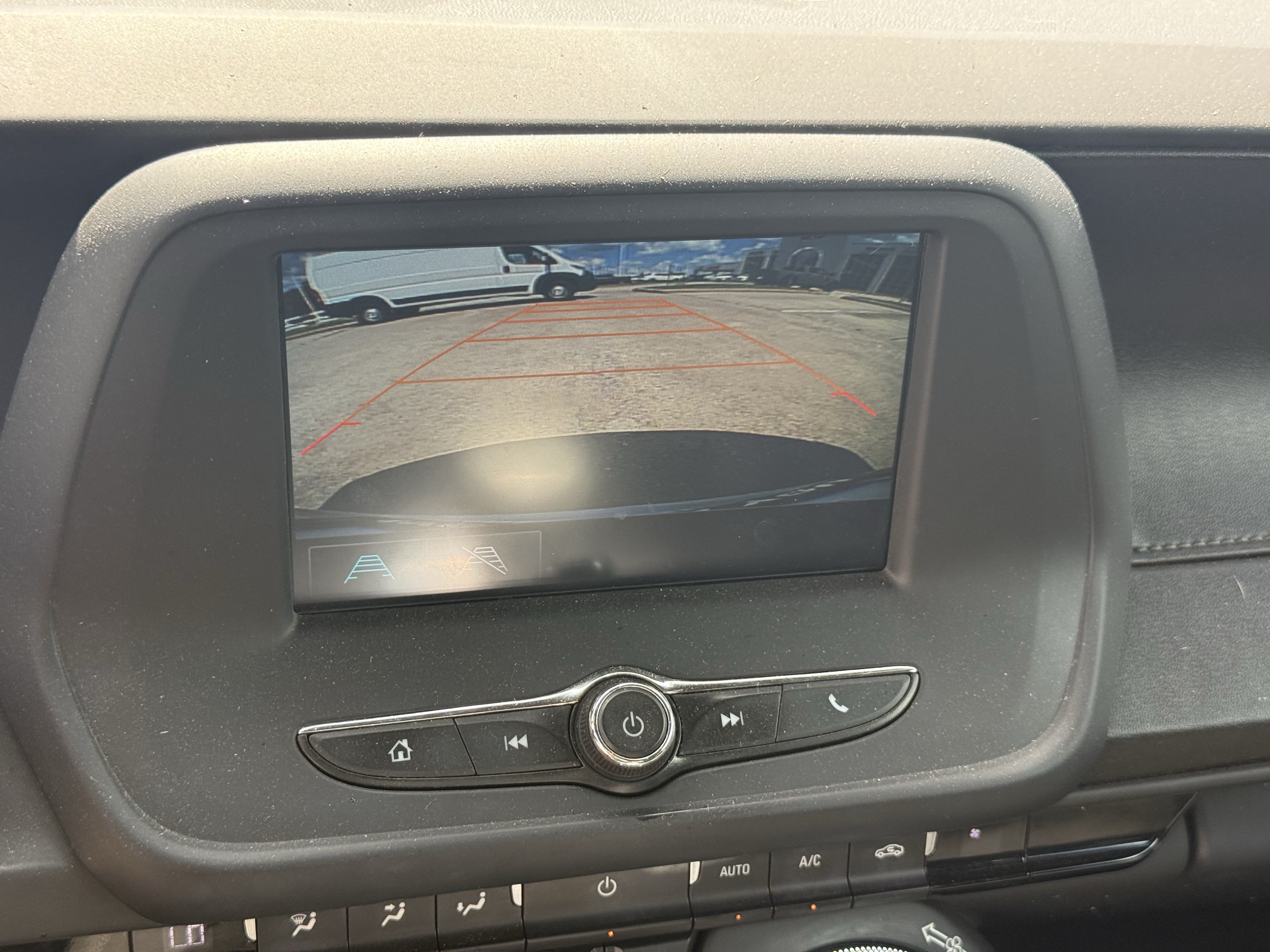 Used 2017 Chevrolet Camaro LT RWD image 21