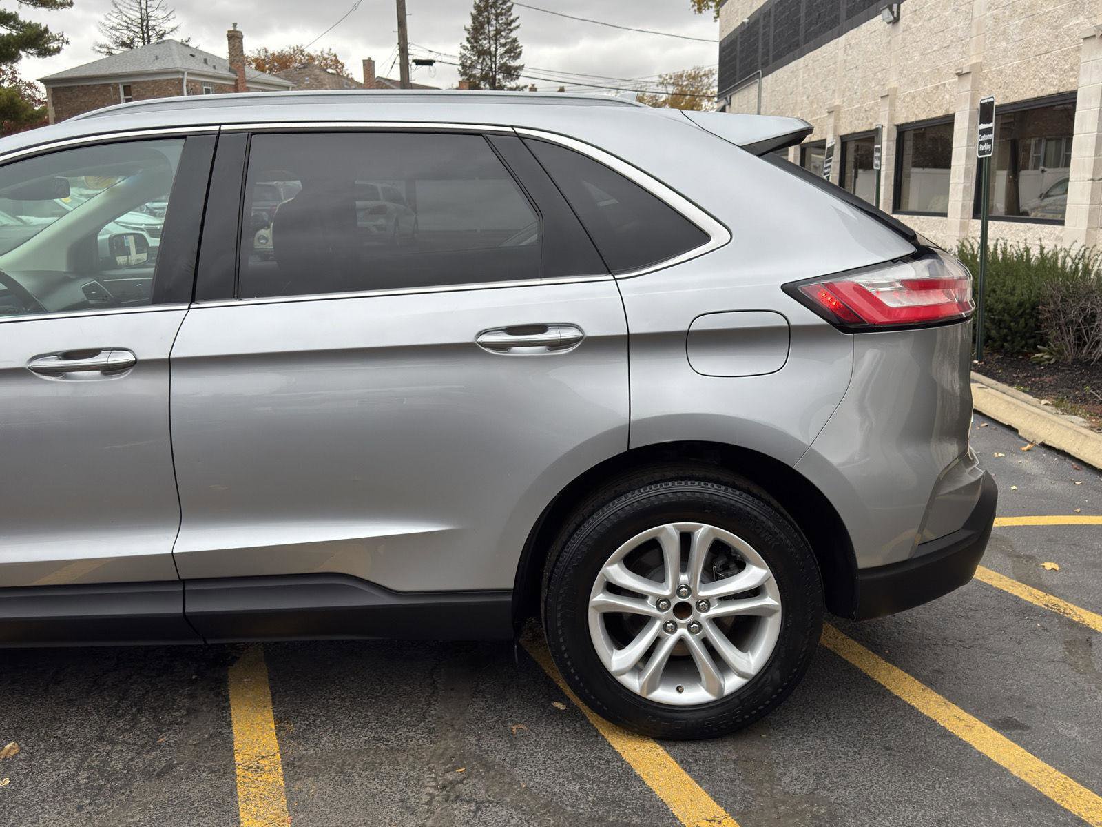Used 2020 Ford Edge SEL image 20