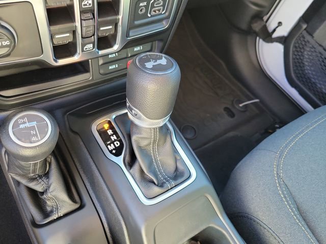 Used 2025 Jeep Wrangler Sport image 20