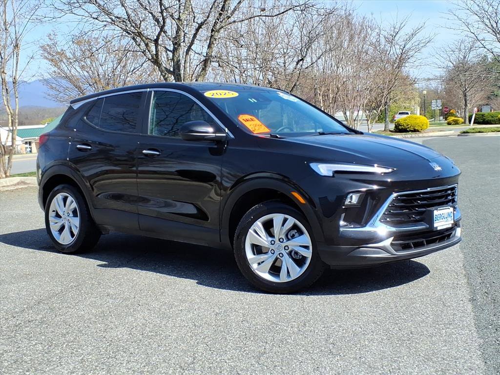 Used 2025 Buick Encore GX Preferred image 1